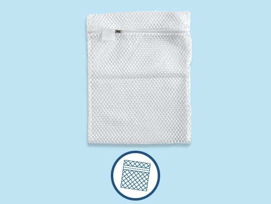 Zipped Mesh Laundry Bag