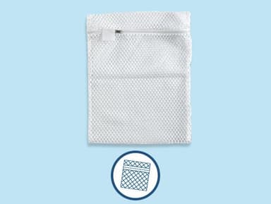 Zipped Mesh Laundry Bag