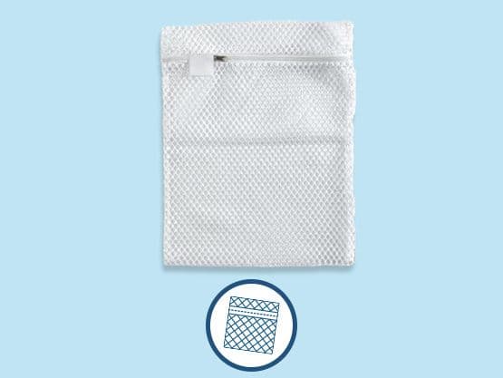 Zipped Mesh Laundry Bag